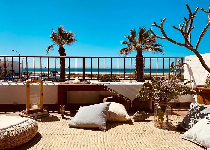 Beachfront Apartament Los Lances